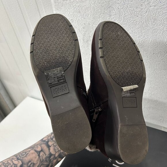 JONES NEW YORK BOOTIES - Picture 2 of 2